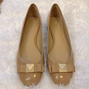 Michael kors nude leather flats - size 6